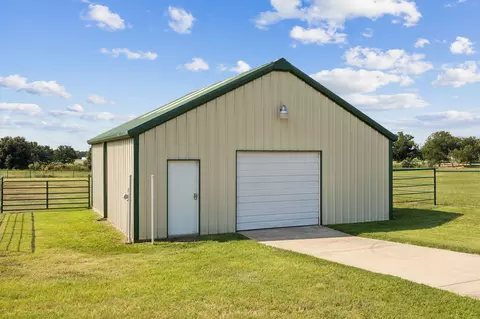 Other - 676 Mcvoid Rd, Springtown, TX 76082 photo 5 of 9