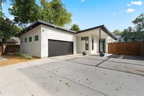 8530 Stults Rd, Dallas, TX 75243