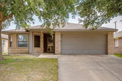 9112 Whistlewood Dr, Fort Worth, TX 76244