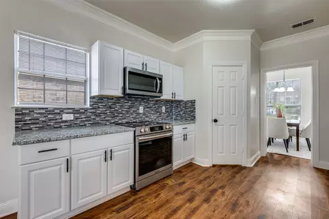 Kitchen - 805 E Grubb Dr, Mesquite, TX 75149 photo 5 of 5
