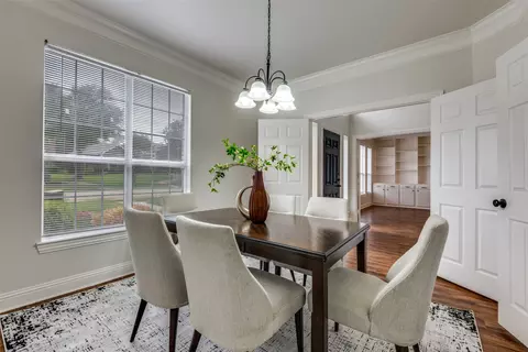 Dining - 805 E Grubb Dr, Mesquite, TX 75149 photo 2 of 4