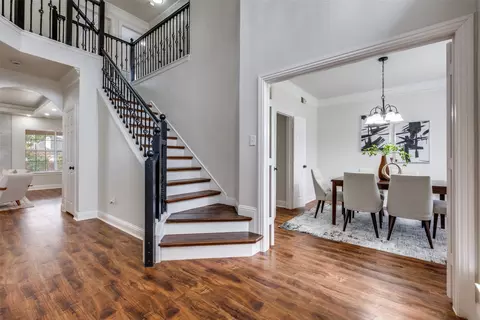 805 E Grubb Dr, Mesquite, TX 75149