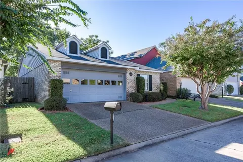 7830 Millicent Cir, Shreveport, LA 71105