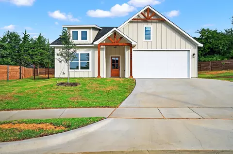 4934 Dry Creek Rd, Sherman, TX 75092