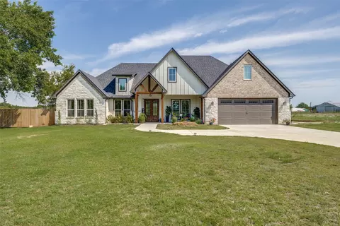 9425 Dripping Springs Rd, Denison, TX 75021