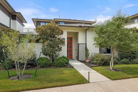 322 Nursery Ln, Fort Worth, TX 76114