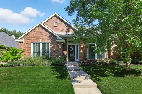 5712 Spring Hollow Ln, The Colony, TX 75056
