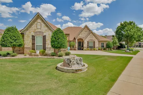 1501 Chelsea Bay Ct, Granbury, TX 76048