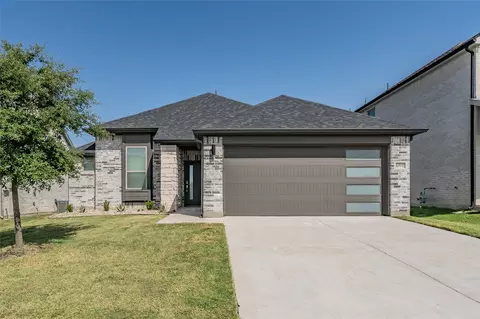 10537 Big Lagoon Dr, Fort Worth, TX 76179