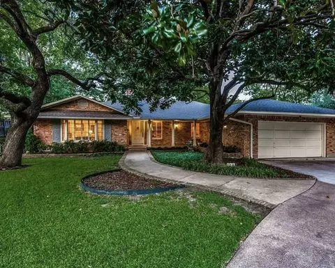 4430 Briar Creek Ln, Dallas, TX 75214