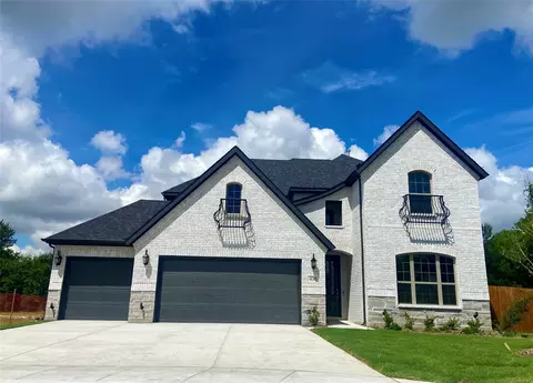 400 Devonshire Dr, Greenville, TX 75401