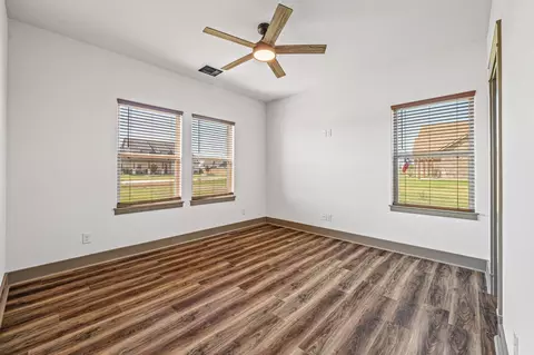 Bedroom - 1035 Barton Ranch Rd, Nemo, TX 76070 photo 2 of 5