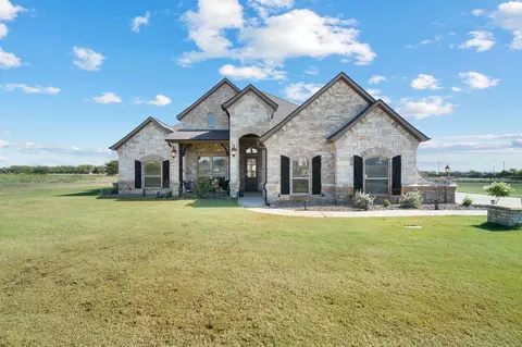 3032 Perkins Ln, Weatherford, TX 76088