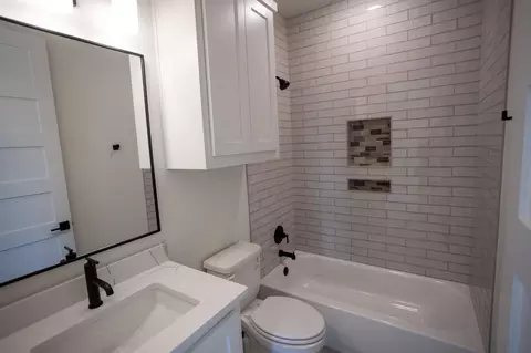 Bath - 3080 Willow Rd, Celeste, TX 75423 photo 6 of 6