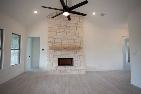Living - 3080 Willow Rd, Celeste, TX 75423 photo 1 of 1