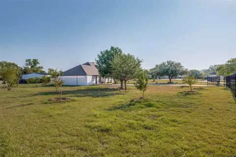 1010 Oakbrook Dr, Wylie, TX 75098