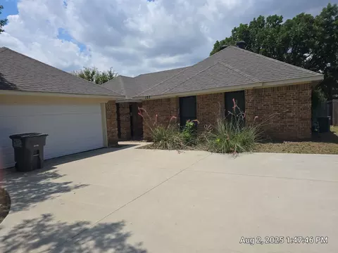 107 N Winding Oaks Dr, Wylie, TX 75098