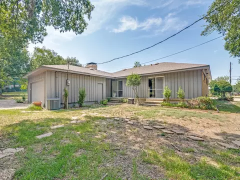 Exterior - 5302 Murphy Rd, Sachse, TX 75048 photo 2 of 2