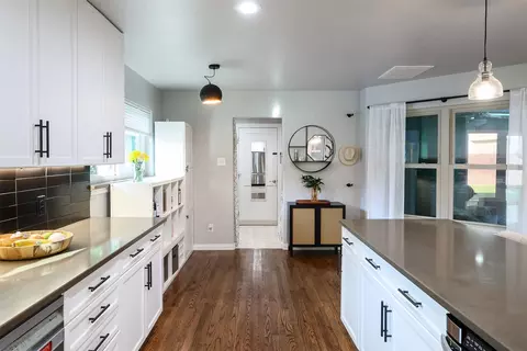 Entry Way - 1439 Mapleton Dr, Dallas, TX 75228 photo 2 of 2