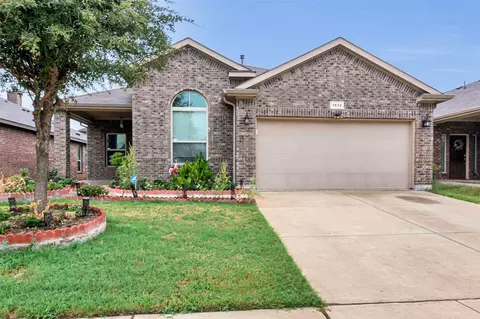 1832 Velarde Rd, Fort Worth, TX 76131