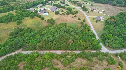 4 Fawn Hollow Trl, Denison, TX 75020