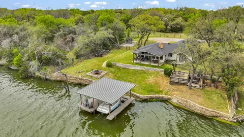 1355 Porter Ct, Granbury, TX 76048