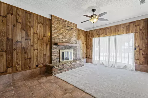 Living - 4518 Moler St, Dallas, TX 75211 photo 4 of 5