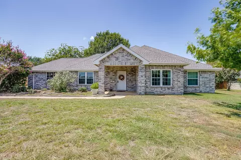 10264 W Rancho Diego Ln, Crowley, TX 76036