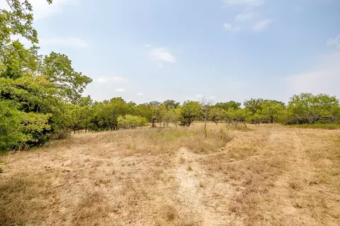 205 Pheasant Run, Sunset, TX 76270 photo 7