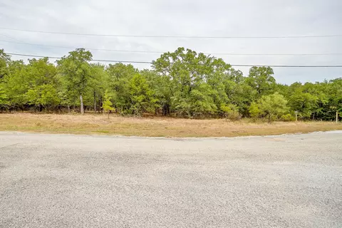 205 Pheasant Run, Sunset, TX 76270 photo 23