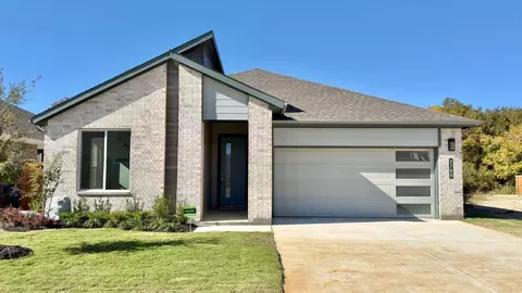 2700 Mccormick St, Denton, TX 76205