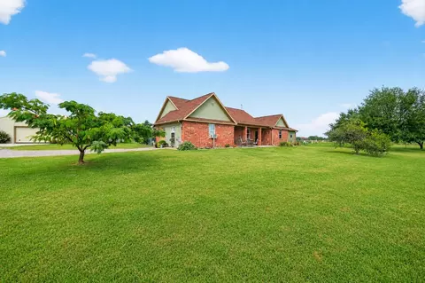551 Massey Rd, Gunter, TX 75058
