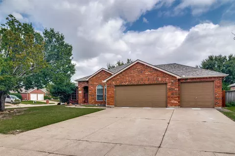 101 Fieldwood Ct, Forney, TX 75126