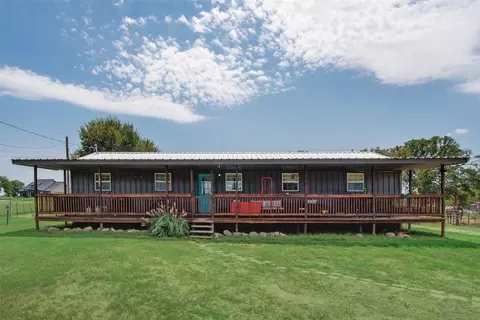 365 County Road 1180, Alvord, TX 76225