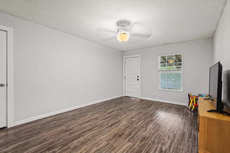 Living - 4018 Gordon St, Greenville, TX 75401 photo 3 of 3