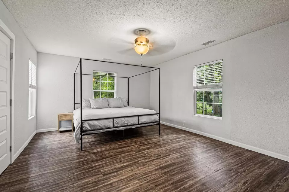Bedroom - 4018 Gordon St, Greenville, TX 75401 photo 1 of 6