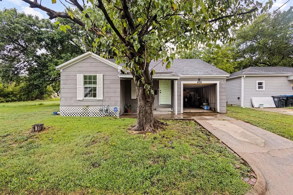 Exterior - 4018 Gordon St, Greenville, TX 75401 photo 1 of 8