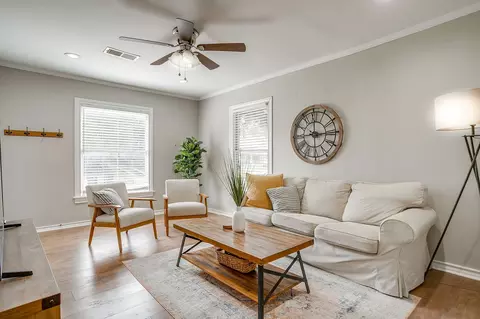 3607 Kell St, Fort Worth, TX 76109