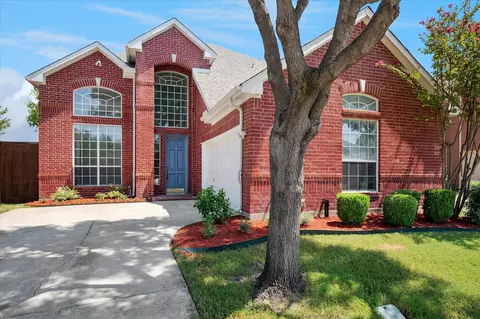 8712 Broken Point Dr, Irving, TX 75063