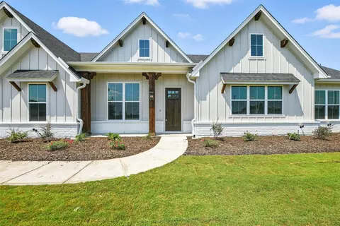 100 Rocky Top, Reno, TX 76020