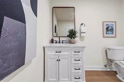 Bath - 3636 N 26th St, Waco, TX 76708 photo 3 of 4