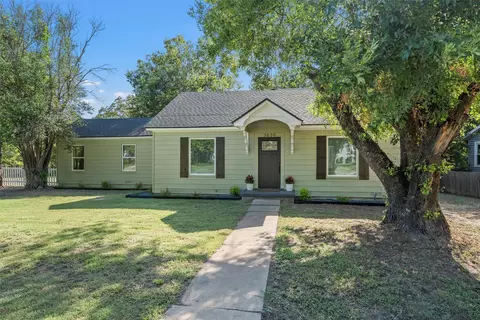 Exterior - 3636 N 26th St, Waco, TX 76708 photo 2 of 9
