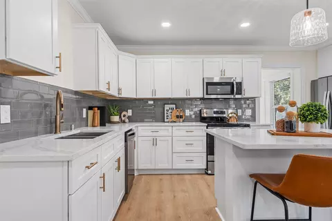 Kitchen - 3636 N 26th St, Waco, TX 76708 photo 5 of 8
