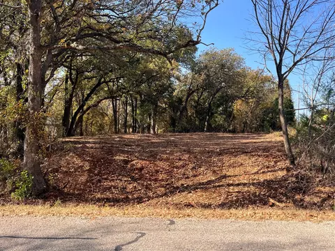 1922 Walter Smith Rd, Azle, TX 76020