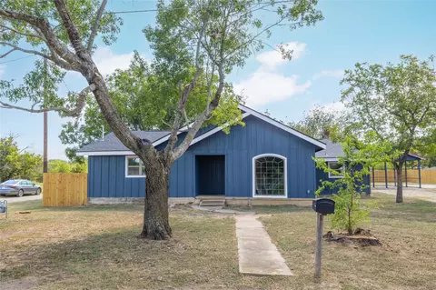 2911 Hemphill St, Brownwood, TX 76801