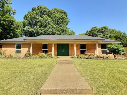 209 Westpark Dr N, Mckinney, TX 75071