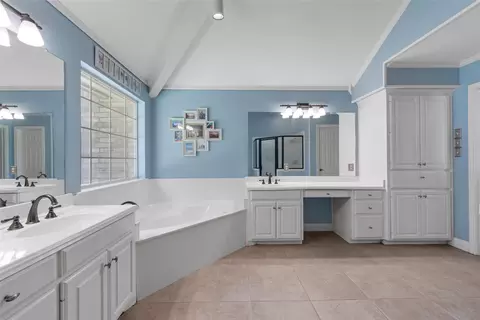 18 Timber Ridge Trl, Lorena, TX 76655 photo 15