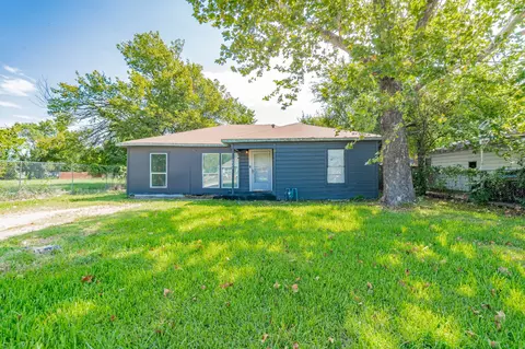 2622 Crystal Dr, Balch Springs, TX 75180