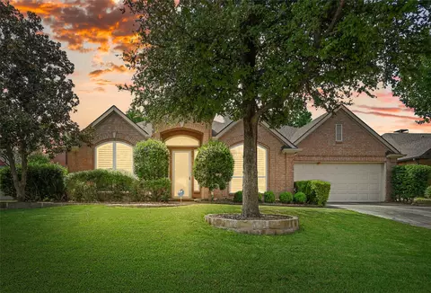 4211 Blue Grass Ct, Flower Mound, TX 75028