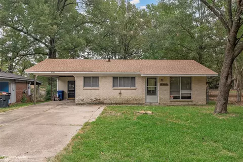 8321 Kingston Rd, Shreveport, LA 71108